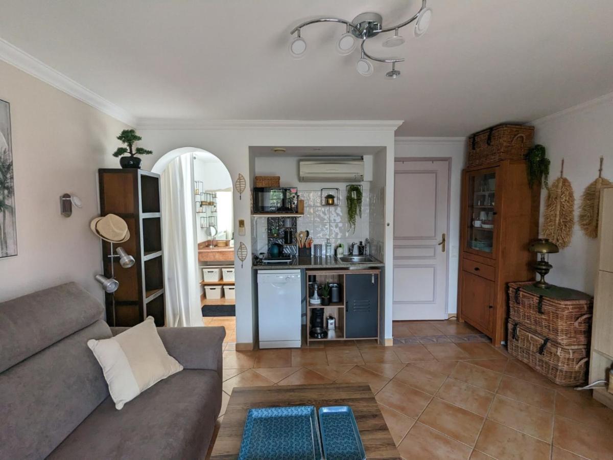 L'Instant Mer - Bord De Mer - Studio Avec Grand Jardin A La Capte Hyères Exterior foto